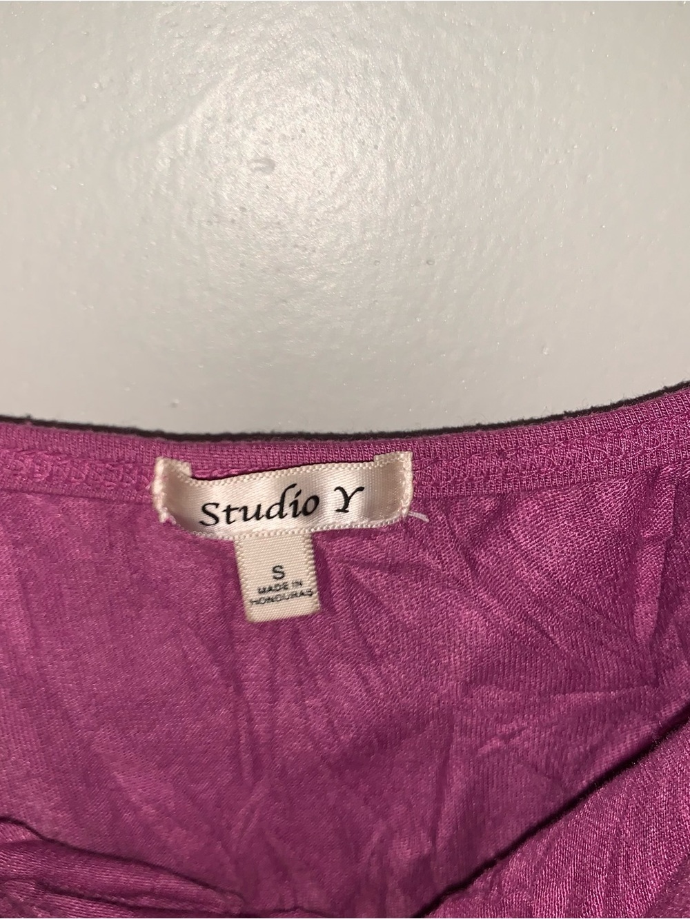 Studio Y Magenta Lace-Trim Spaghetti Strap Crinkle Camisole - Picture 3 of 3